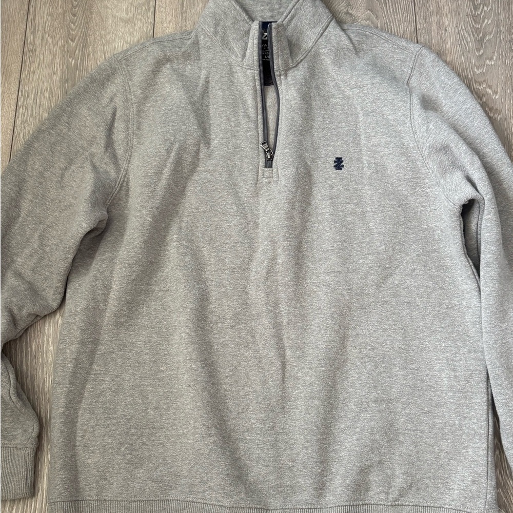 Izod Men's Gray Golf Zip-Up Sweater